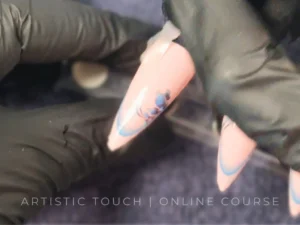 blue-ombre-french-floral-sticker-application-technique.webp