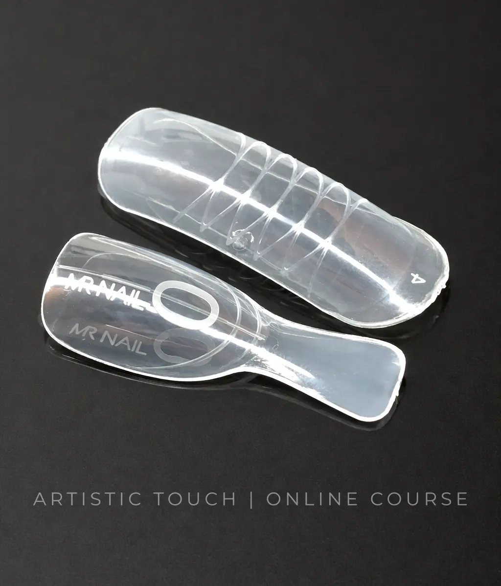 Sandwich dual forms compared to traditional dual forms showing two-mould system versus single-mould design